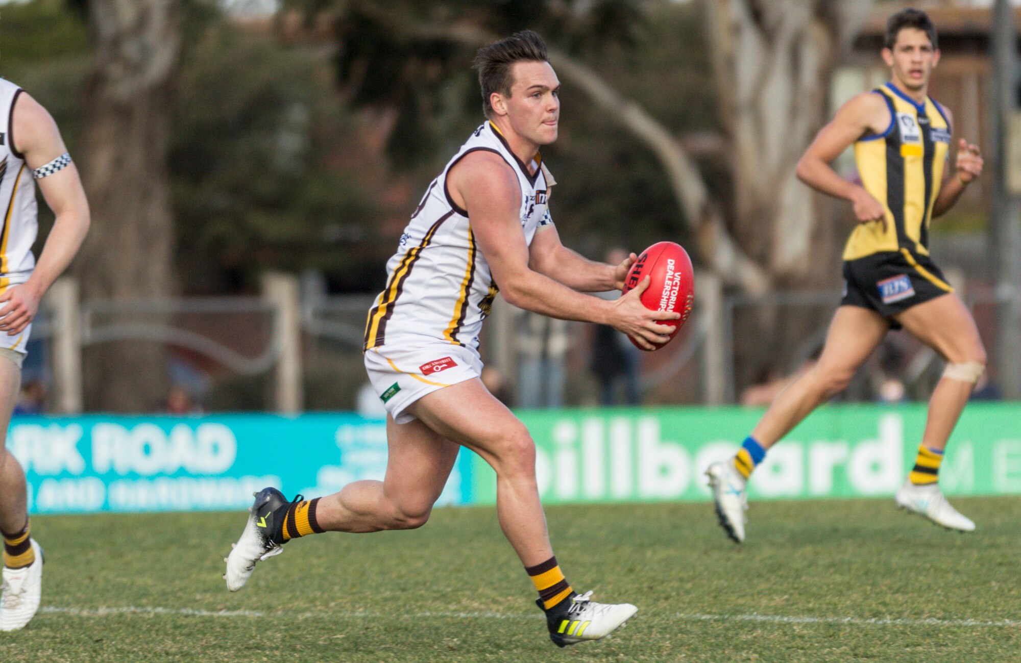 VFL match report: R15