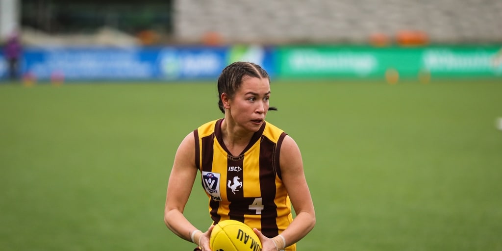VFLW Hawks down Saints to go top-of-the-table - Vimarsana News