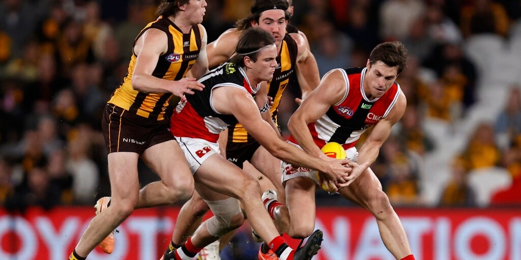 Saints fight off Hawks challenge - Vimarsana News