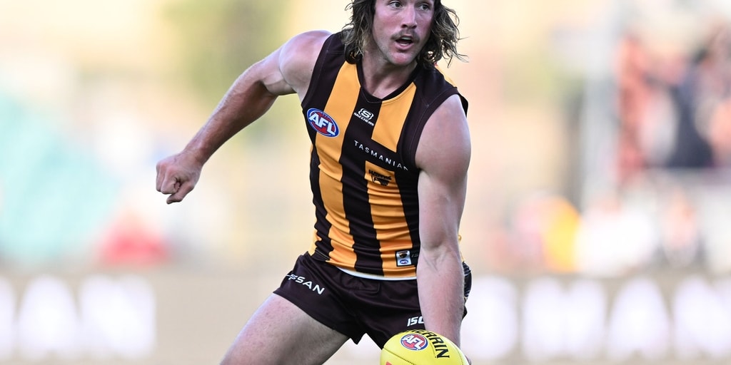 Footy Flashbacks: Newcombe continues number 3 tradition - Vimarsana News