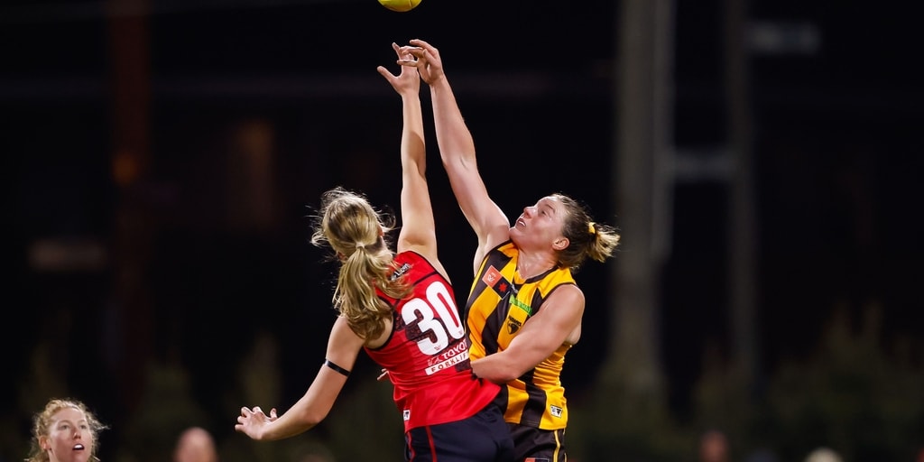 Three Hawks poll Round 1 coaches votes - Vimarsana News